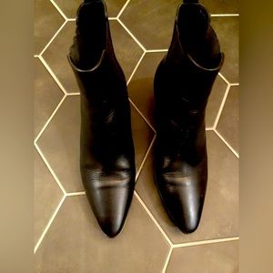 YSL black chelsea boots 37.5